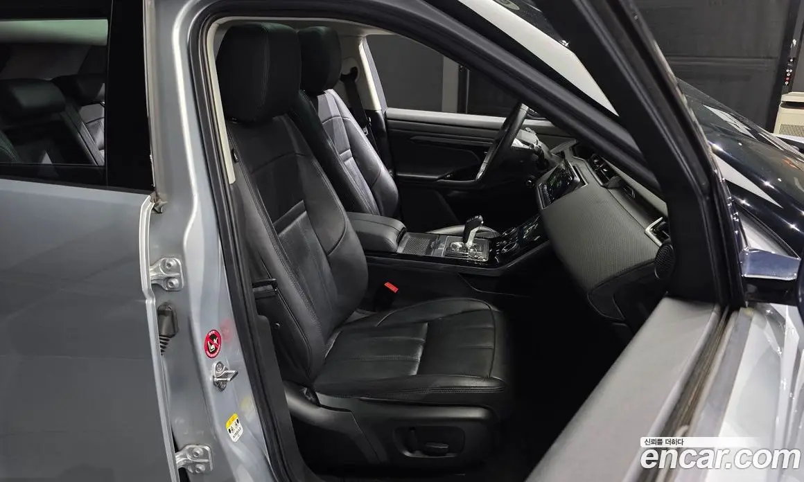 Land Rover Range Rover Evoque 2020 2.0 автомат (гидро), фото 16