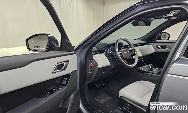 Land Rover Range Rover Velar 2025 2.0 автомат (гидро), миниатюра 12