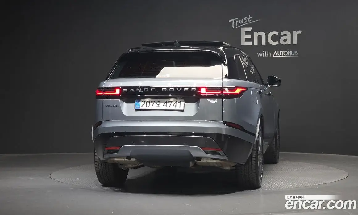 Land Rover Range Rover Velar 2025 2.0 автомат (гидро), фото 3