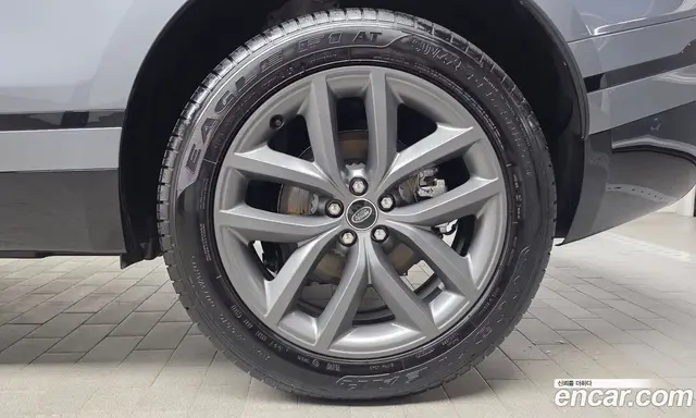 Land Rover Range Rover Velar 2025 2.0 автомат (гидро), миниатюра 6