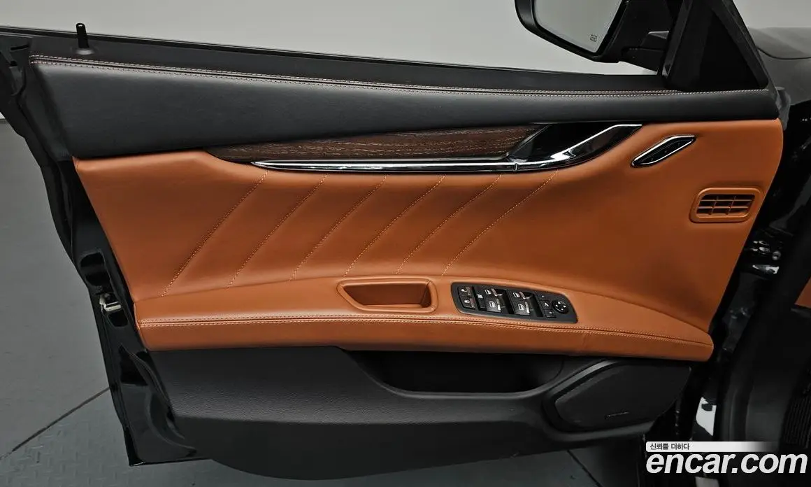 Maserati Quattroporte 2020 3.0 автомат (гидро), фото 13