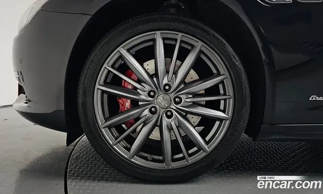 Maserati Quattroporte 2020 3.0 автомат (гидро), миниатюра 4