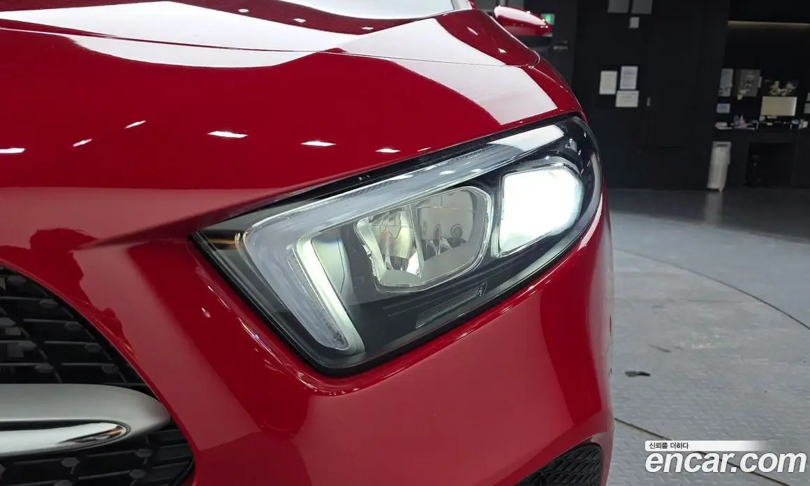 Mercedes-Benz A-Class 2019 2.0 автомат (гидро), фото 7