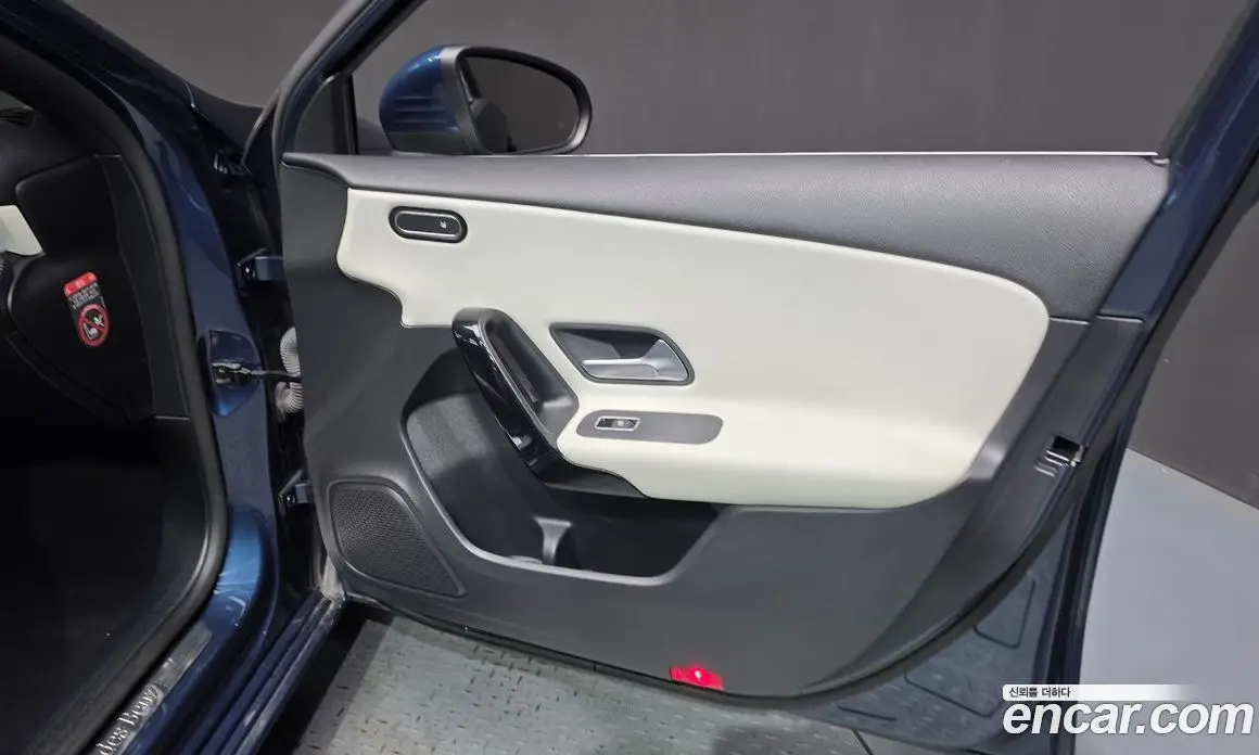 Mercedes-Benz A-Class 2020 2.0 автомат (гидро), фото 14