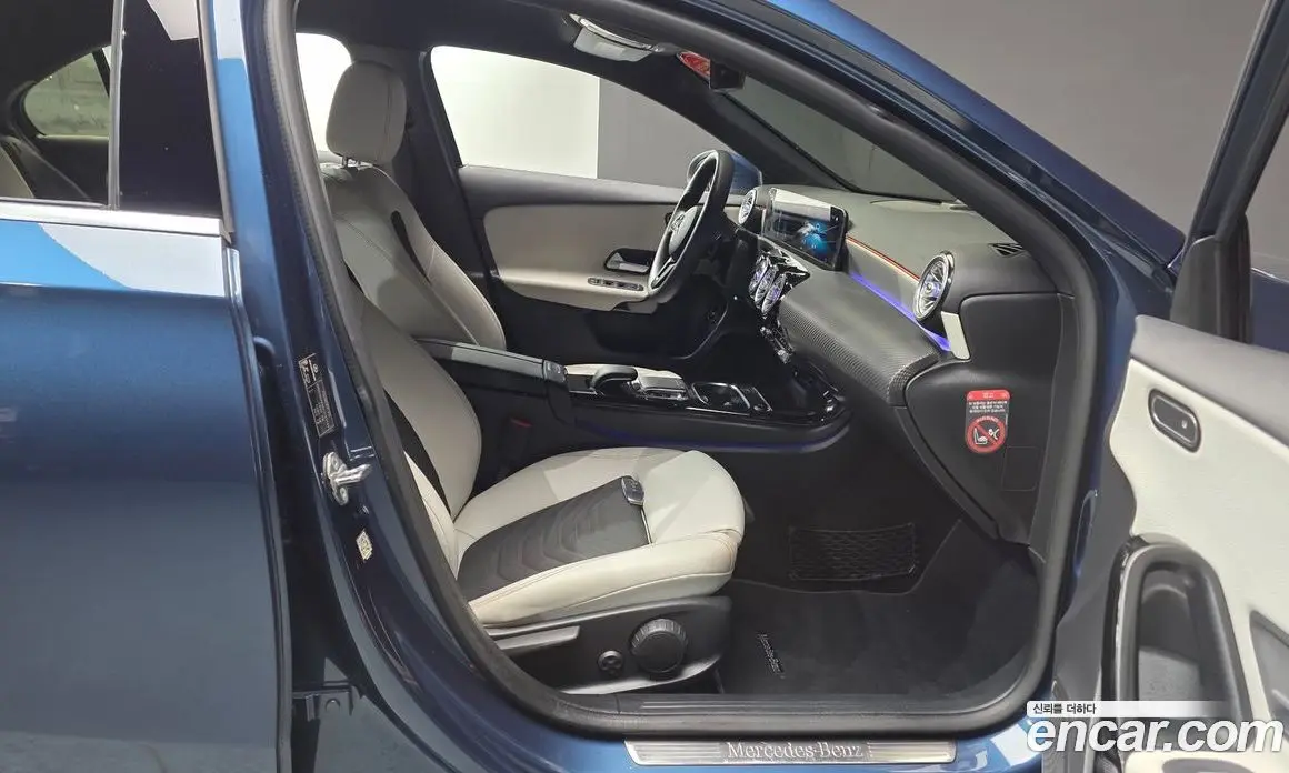 Mercedes-Benz A-Class 2020 2.0 автомат (гидро), фото 16