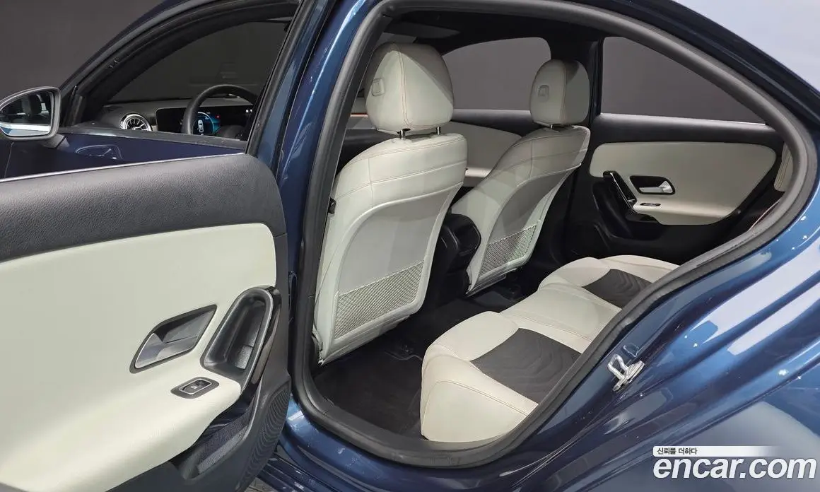 Mercedes-Benz A-Class 2020 2.0 автомат (гидро), фото 18