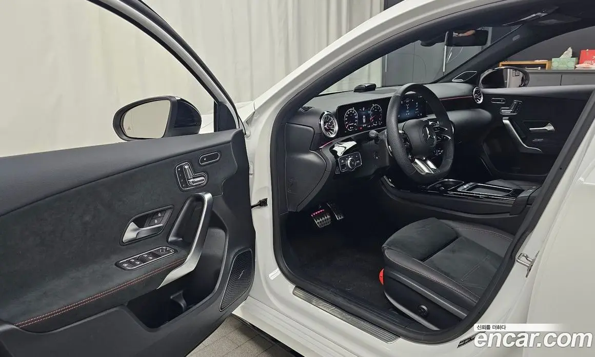 Mercedes-Benz A-Class 2025 2.0 автомат (гидро), фото 12