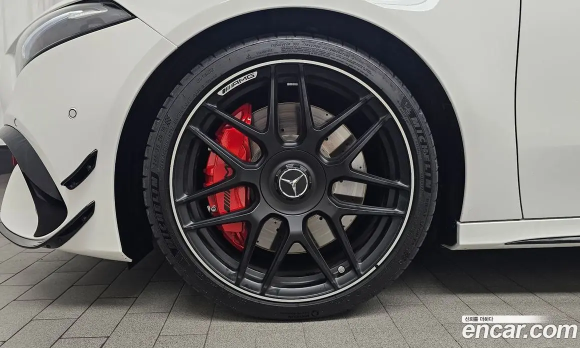 Mercedes-Benz A-Class 2025 2.0 автомат (гидро), фото 4