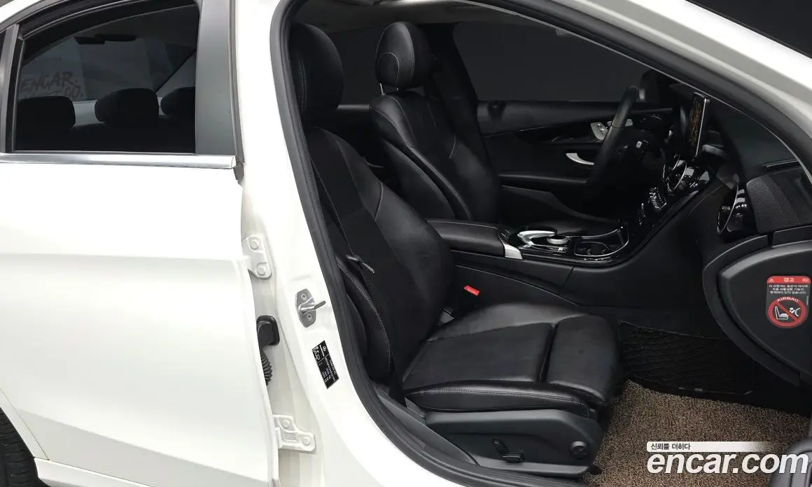 Mercedes-Benz C-Class 2017 2.0 автомат (гидро), фото 16