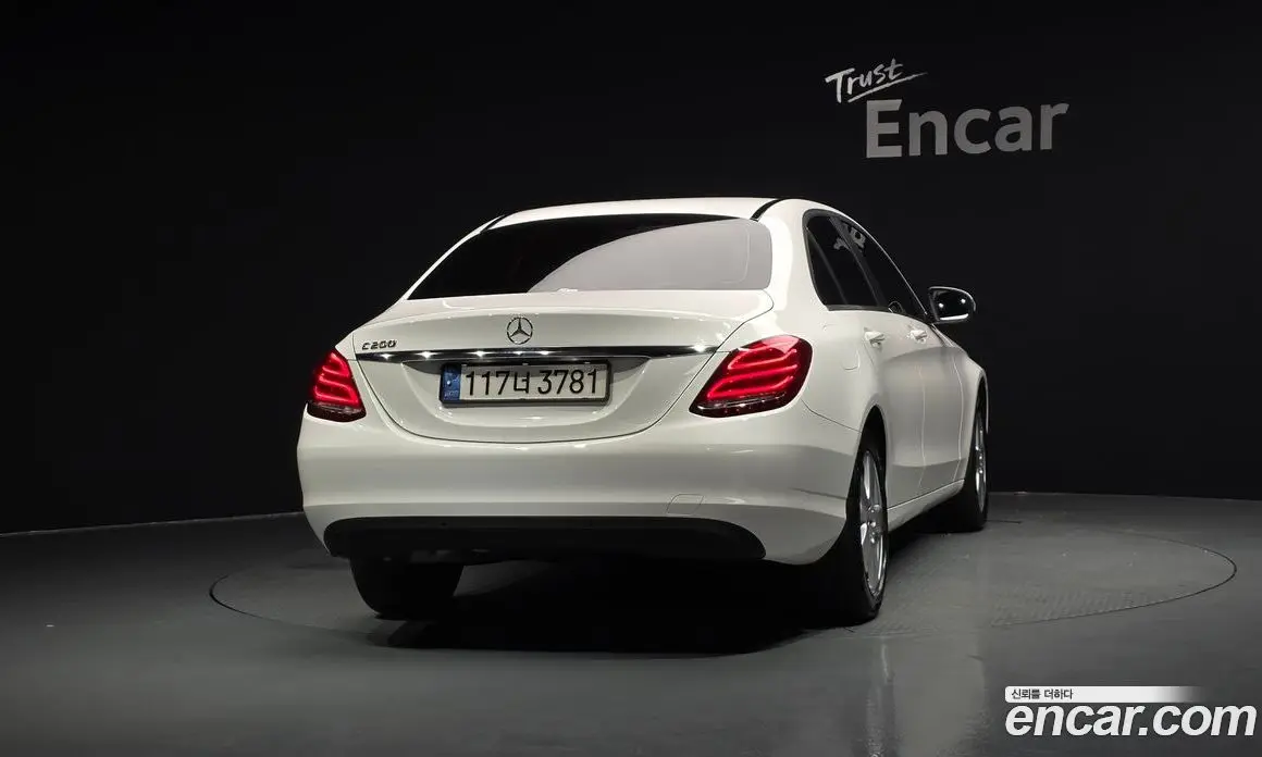 Mercedes-Benz C-Class 2017 2.0 автомат (гидро), фото 3