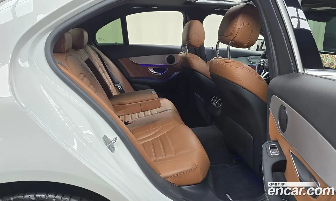 Mercedes-Benz C-Class 2021 2.0 автомат (гидро), фото 16
