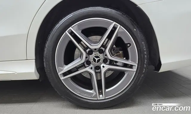 Mercedes-Benz C-Class 2021 2.0 автомат (гидро), миниатюра 6