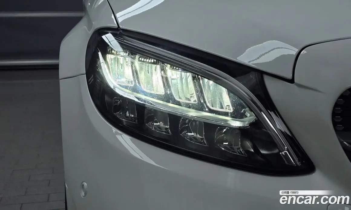 Mercedes-Benz C-Class 2021 2.0 автомат (гидро), фото 7