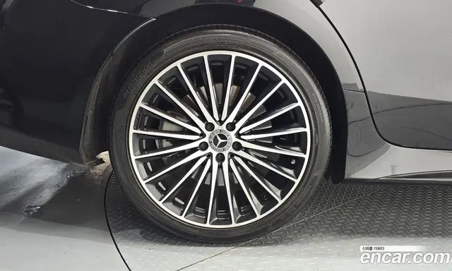 Mercedes-Benz CLS-Class 2022 3.0 автомат (гидро), миниатюра 4