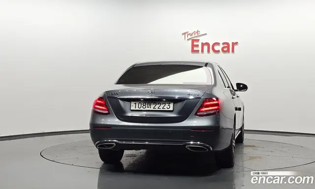 Mercedes-Benz E-Class 2017 2.0 автомат (гидро), миниатюра 4