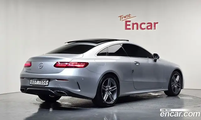 Mercedes-Benz E-Class, 2017, 70 678 км