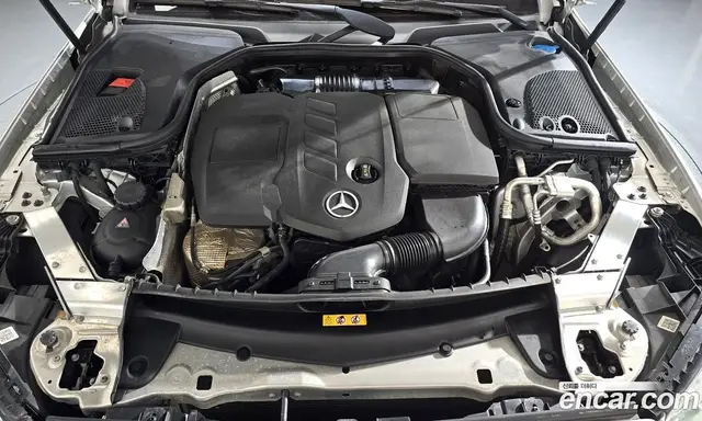 Mercedes-Benz E-Class 2017 1.9 автомат (гидро), миниатюра 5 Mercedes-Benz E-Class 2017 1.9 автомат (гидро), миниатюра 5