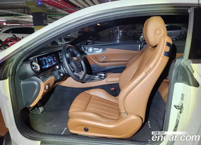 Mercedes-Benz E-Class 2018 1.9 автомат (гидро), миниатюра 11 Mercedes-Benz E-Class 2018 1.9 автомат (гидро), миниатюра 11