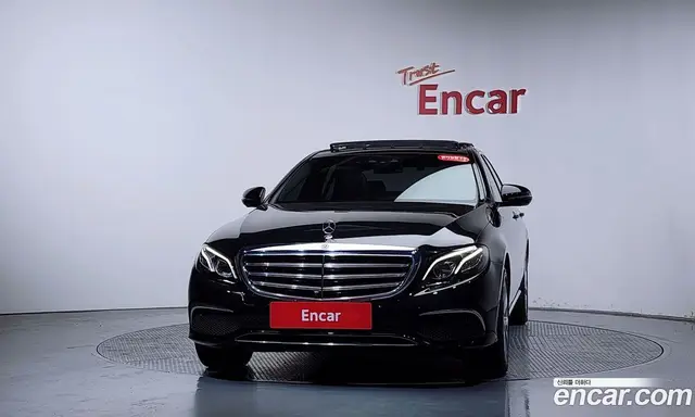 Mercedes-Benz E-Class 2019 2.0 автомат (гидро), миниатюра 2 Mercedes-Benz E-Class 2019 2.0 автомат (гидро), миниатюра 2