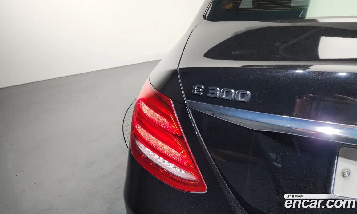 Mercedes-Benz E-Class 2019 2.0 автомат (гидро), фото 8 Mercedes-Benz E-Class 2019 2.0 автомат (гидро), фото 8