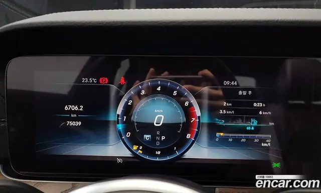 Mercedes-Benz E-Class 2019 2.0 автомат (гидро), миниатюра 10 Mercedes-Benz E-Class 2019 2.0 автомат (гидро), миниатюра 10