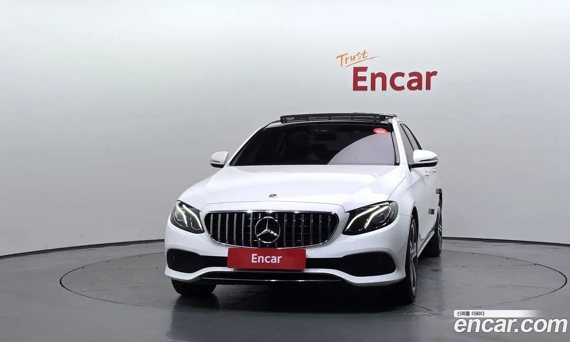 Mercedes-Benz E-Class 2019 2.0 автомат (гидро), фото 3