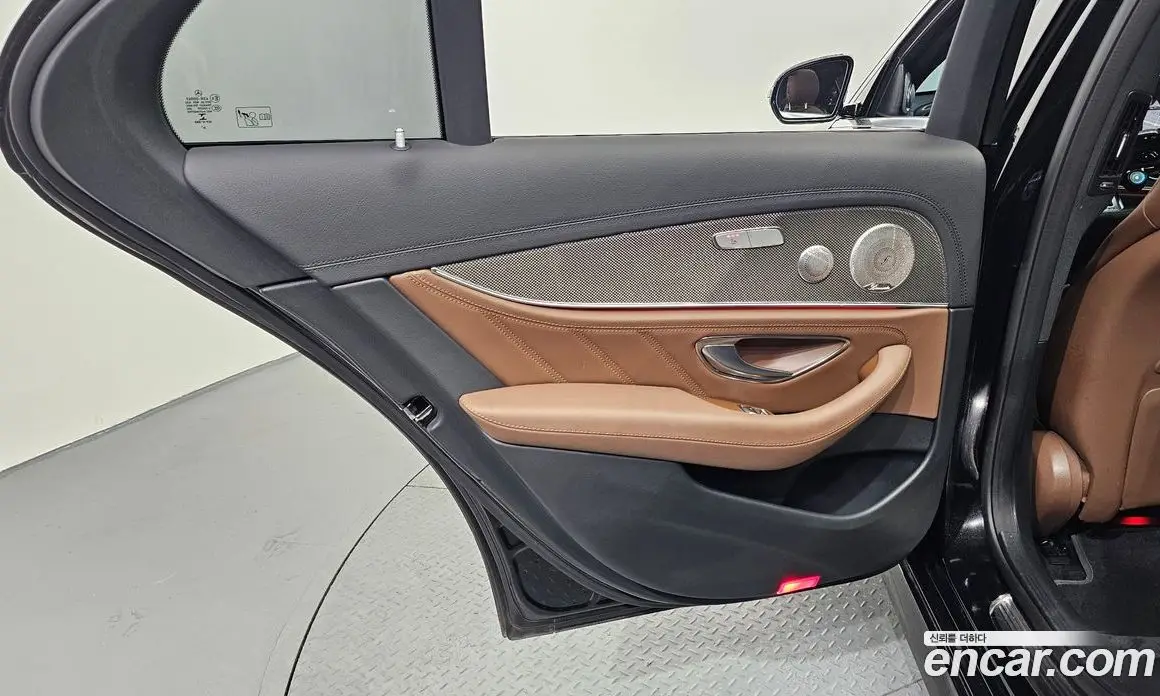 Mercedes-Benz E-Class 2021 3.0 автомат (гидро), фото 15 Mercedes-Benz E-Class 2021 3.0 автомат (гидро), фото 15