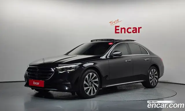 Mercedes-Benz E-Class, 2024, 27 775 км