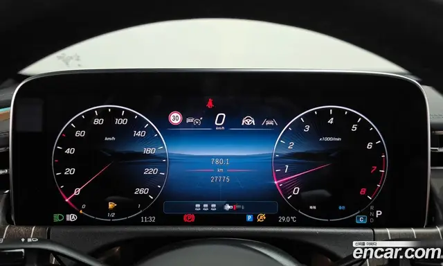 Mercedes-Benz E-Class 2024 2.0 автомат (гидро), миниатюра 11