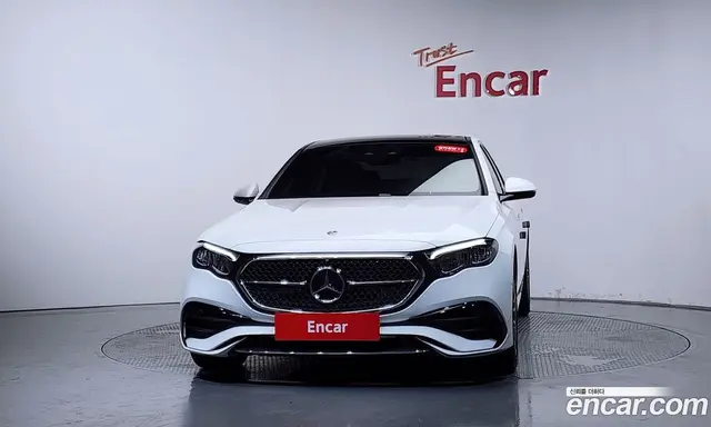 Mercedes-Benz E-Class 2025 2.0 автомат (гидро), миниатюра 2