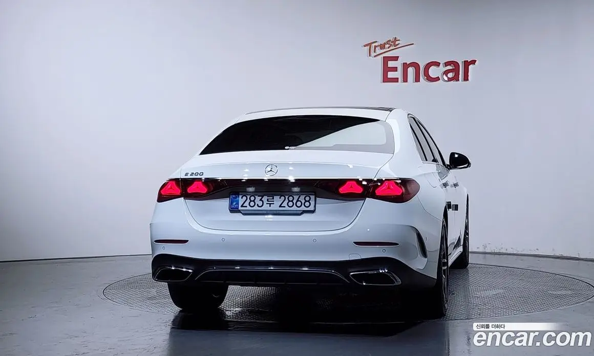Mercedes-Benz E-Class 2025 2.0 автомат (гидро), фото 3