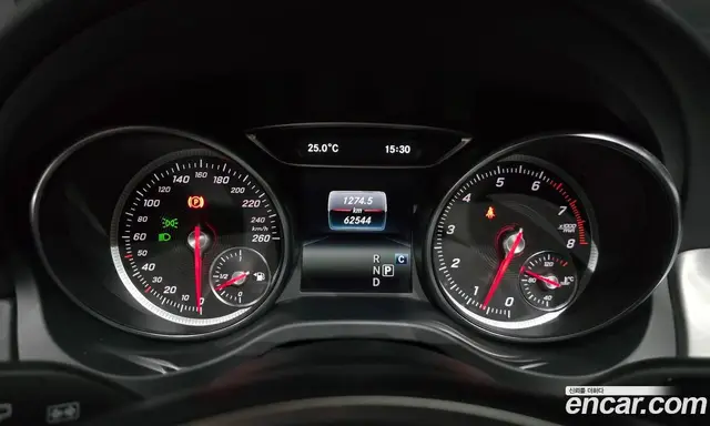 Mercedes-Benz GLA-Class 2018 2.0 автомат (гидро), миниатюра 10