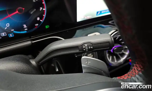 Mercedes-Benz GLA-Class 2022 2.0 автомат (гидро), миниатюра 12