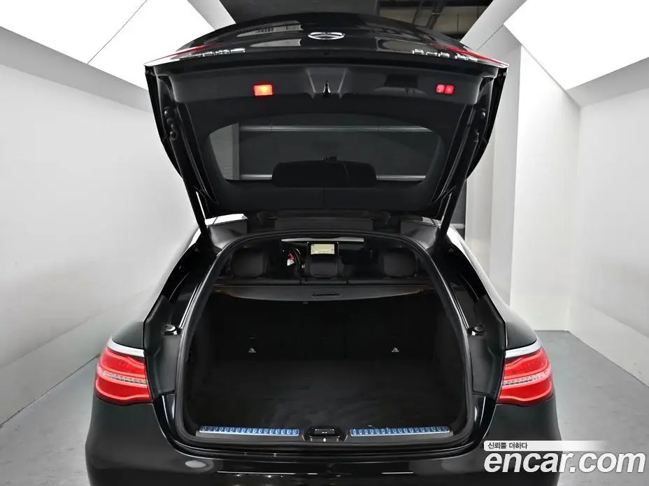 Mercedes-Benz GLC-Class 2017 2.1 автомат (гидро), фото 20 Mercedes-Benz GLC-Class 2017 2.1 автомат (гидро), фото 20