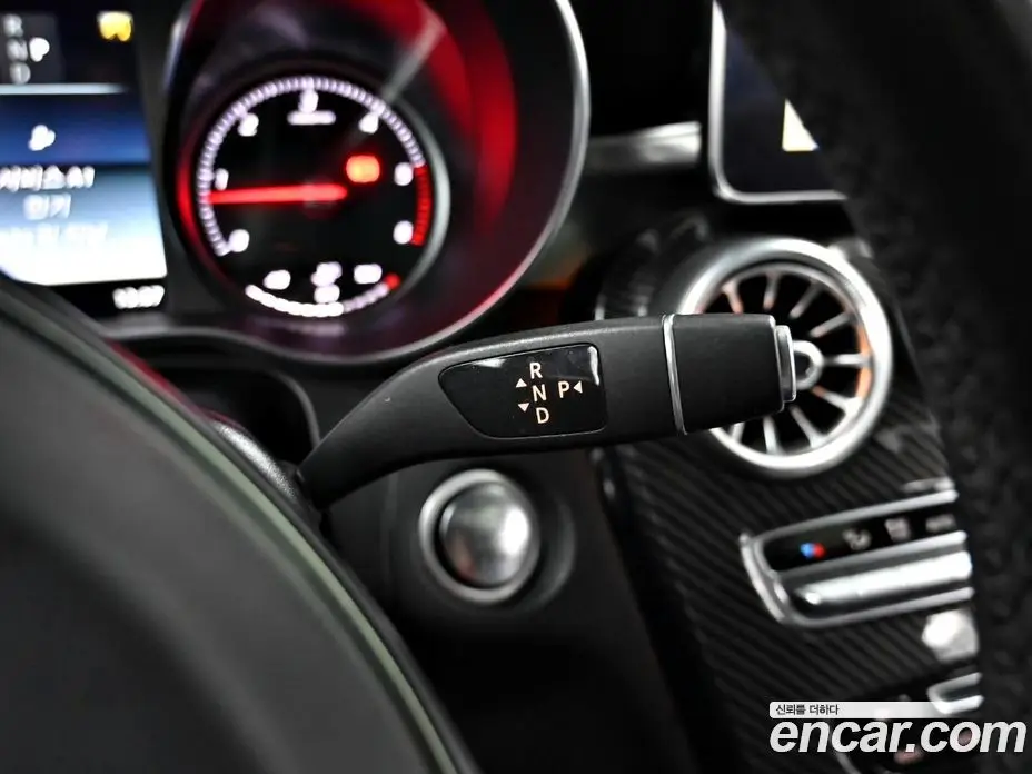 Mercedes-Benz GLC-Class 2017 2.1 автомат (гидро), фото 9 Mercedes-Benz GLC-Class 2017 2.1 автомат (гидро), фото 9
