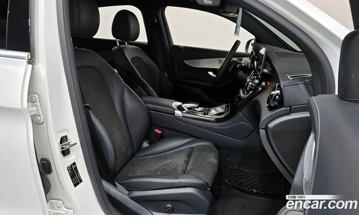 Mercedes-Benz GLC-Class 2019 2.0 автомат (гидро), фото 16