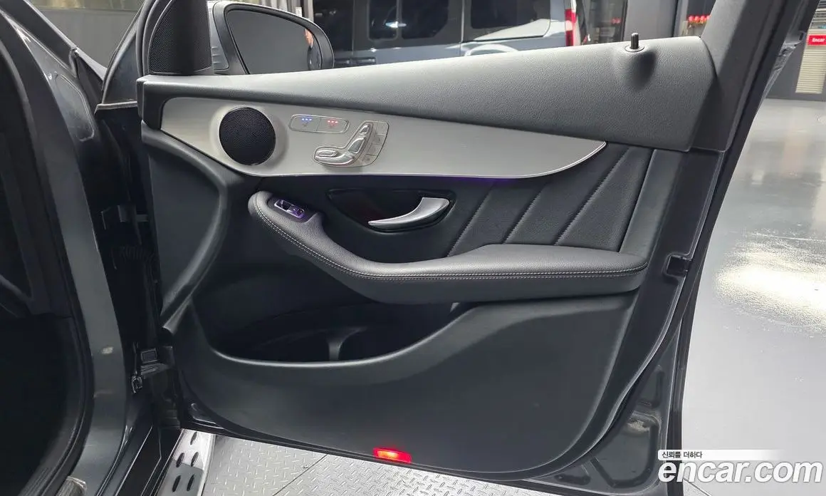 Mercedes-Benz GLC-Class 2020 2.0 автомат (гидро), фото 15 Mercedes-Benz GLC-Class 2020 2.0 автомат (гидро), фото 15