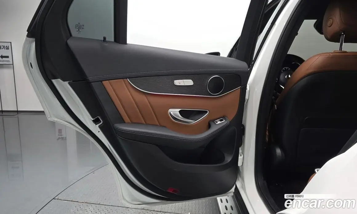 Mercedes-Benz GLC-Class 2022 2.0 автомат (гидро), фото 14