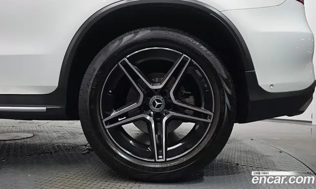Mercedes-Benz GLC-Class 2022 2.0 автомат (гидро), миниатюра 6