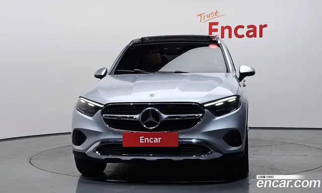 Mercedes-Benz GLC-Class 2025 2.0 автомат (гидро), миниатюра 3