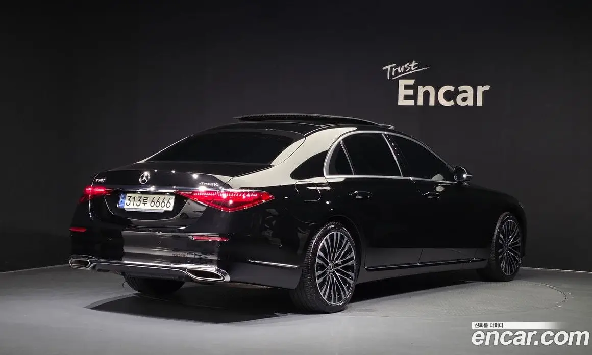 Mercedes-Benz S-Class 2021 4.0 автомат (гидро), фото 2 Mercedes-Benz S-Class 2021 4.0 автомат (гидро), фото 2