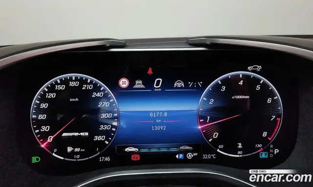 Mercedes-Benz SL-Class 2023 4.0 автомат (гидро), миниатюра 11