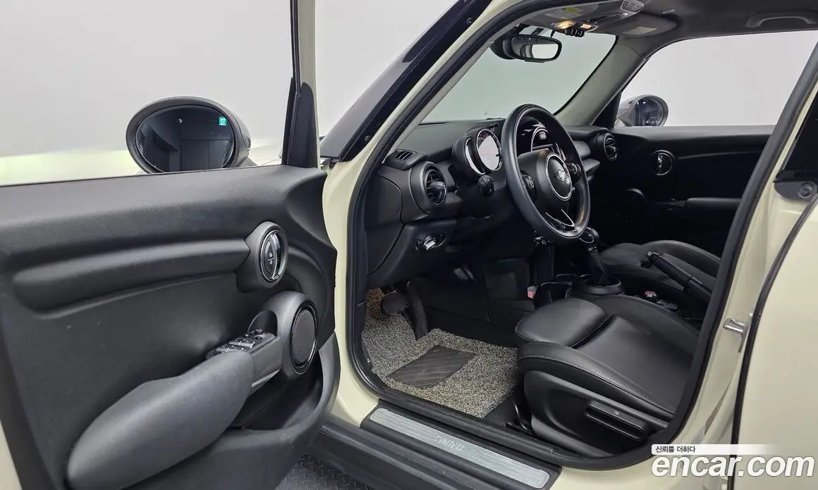 Mini Cooper 2019 1.5 автомат (гидро), фото 13