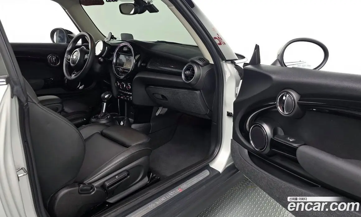Mini Cooper 2019 2.0 автомат (гидро), фото 15