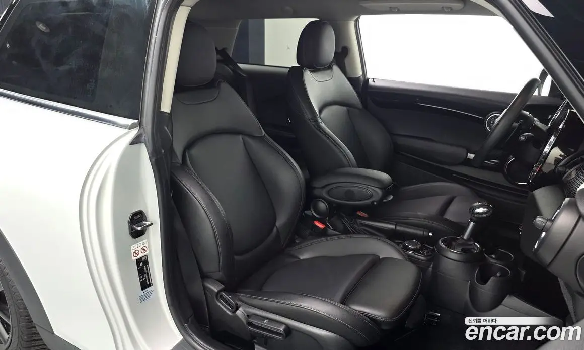 Mini Cooper 2019 2.0 автомат (гидро), фото 17