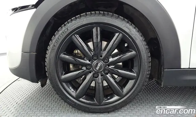 Mini Cooper 2019 2.0 автомат (гидро), миниатюра 4