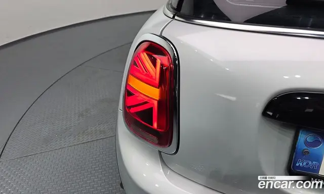Mini Cooper 2019 2.0 автомат (гидро), миниатюра 8