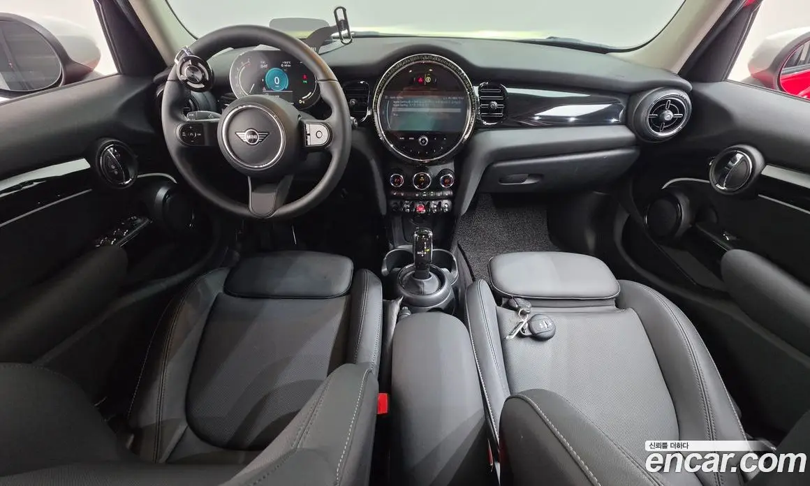 Mini Cooper 2023 1.5 автомат (гидро), фото 10