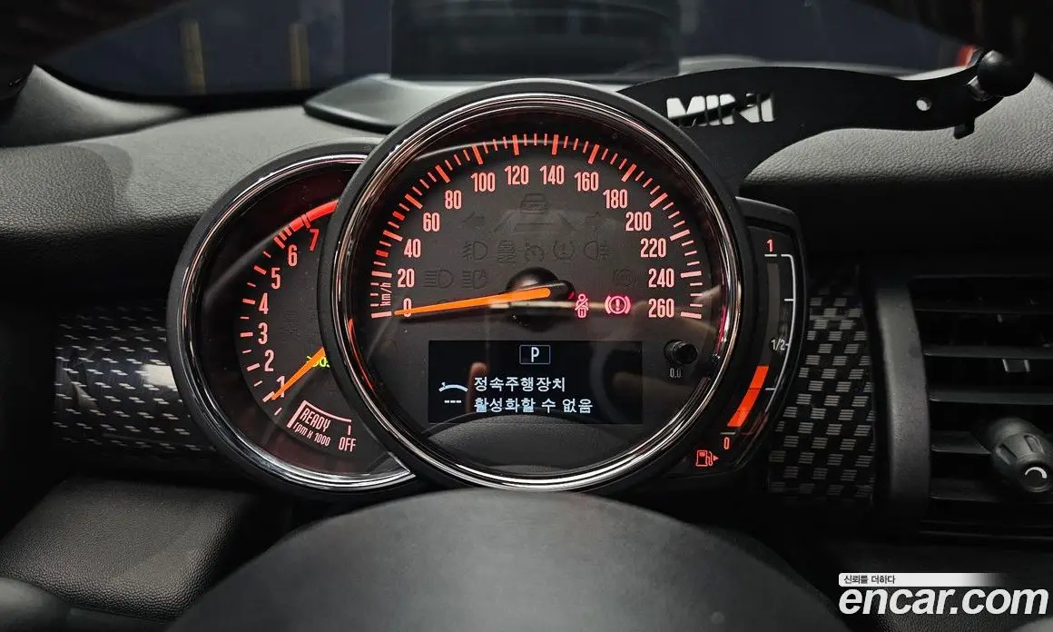 Mini Cooper Convertible 2019 2.0 автомат (гидро), фото 11