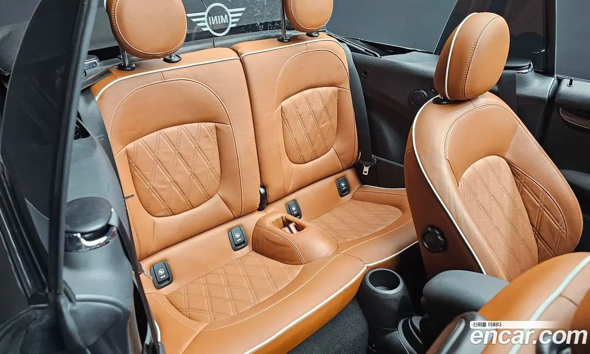Mini Cooper Convertible 2019 2.0 автомат (гидро), фото 17